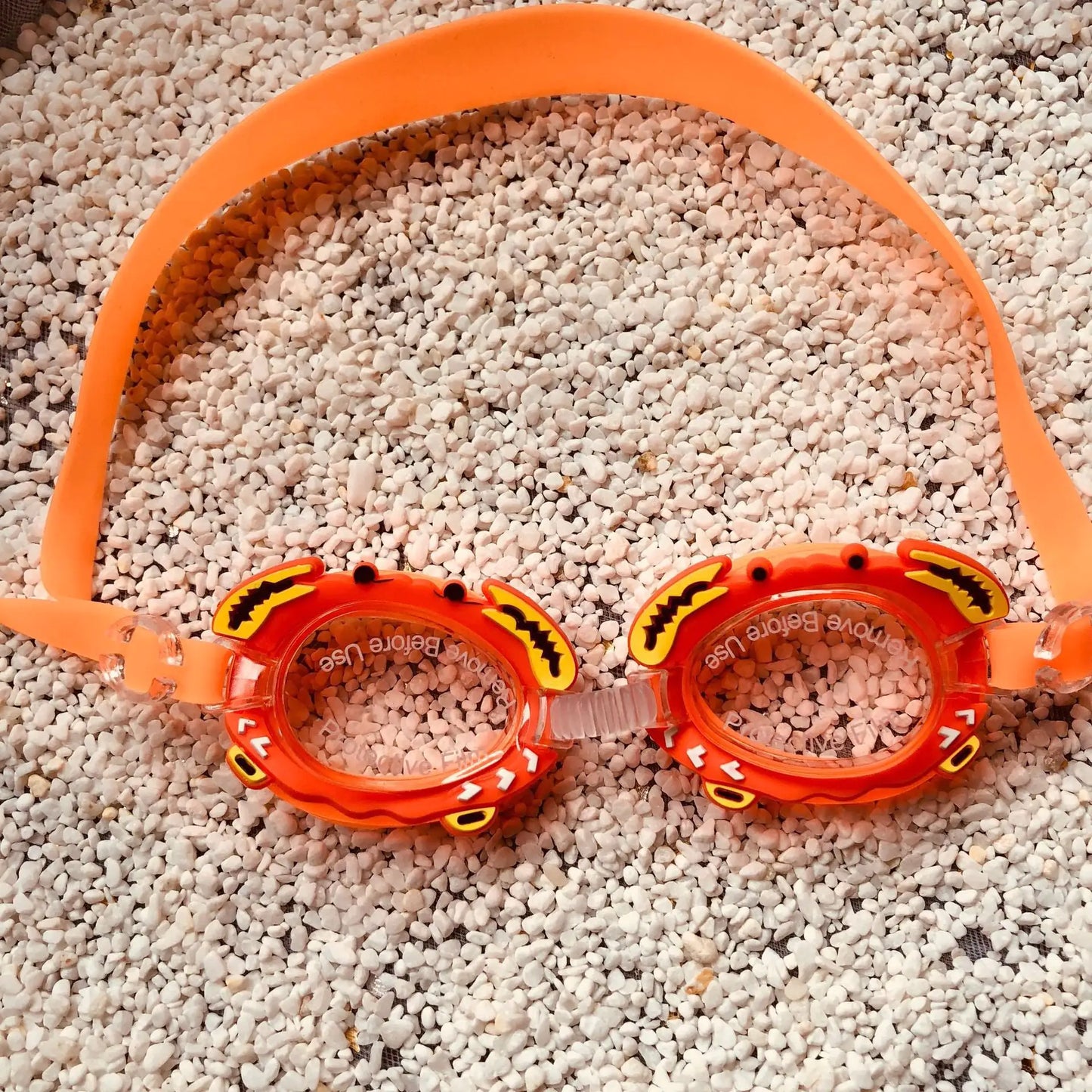 Kid swim goggles